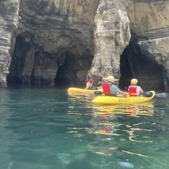 La Jolla Sea Cave Kayaks - Rafting/Kayaking Near Me - La Jolla, California