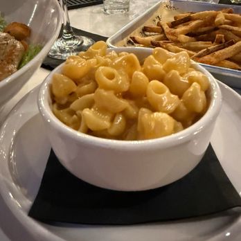Flock & Herd Gastropub - Mac & Cheese - Cocktail Bars Near Me - Rocky Hill, Connecticut Flock & Herd Gastropub - Mac & Cheese - Cocktail Bars Near Me - Rocky Hill, Connecticut