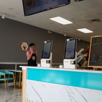Whale Tea - Inside + Kiosk - Bubble Tea Near Me - Virginia Beach, Virginia