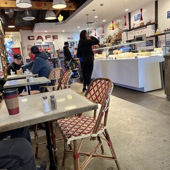 Moulin - Inside - Cafes Near Me - Laguna Beach, California Moulin - Inside - Cafes Near Me - Laguna Beach, California