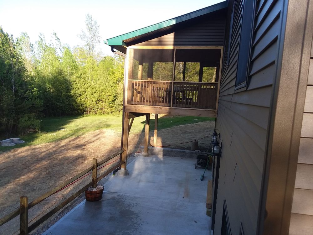 Slide of Barnaby Builders