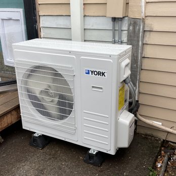 Smart HVAC - Variable speed higher efficiency heat pump 17+Seer2 - Heating & Air Conditioning/HVAC Near Me - Vancouver, Washington