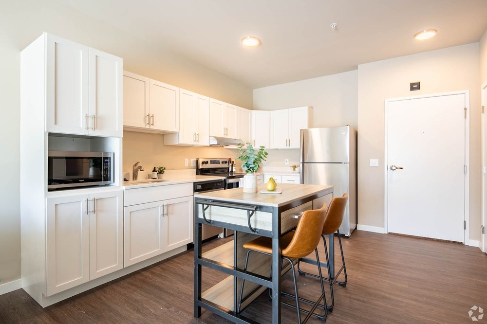 Oakmont Senior Community - social services organization in Verona, WI