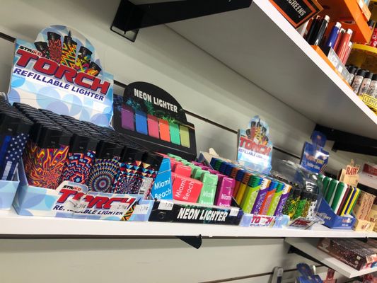 Tu Vecino Market and Smoke Shop by null