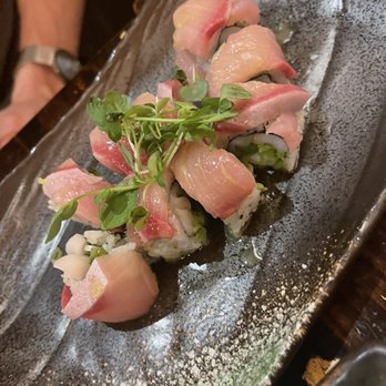 Komorebi Sushi - Ocean Vinaigrette Roll - Sushi Bars Near Me - Chicago, Illinois Komorebi Sushi - Ocean Vinaigrette Roll - Sushi Bars Near Me - Chicago, Illinois