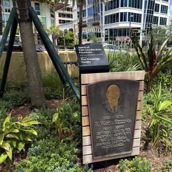 Huizenga Park - Parks Near Me - Fort Lauderdale, Florida