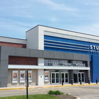 Studio Movie Grill - American Near Me - Wheaton, Illinois