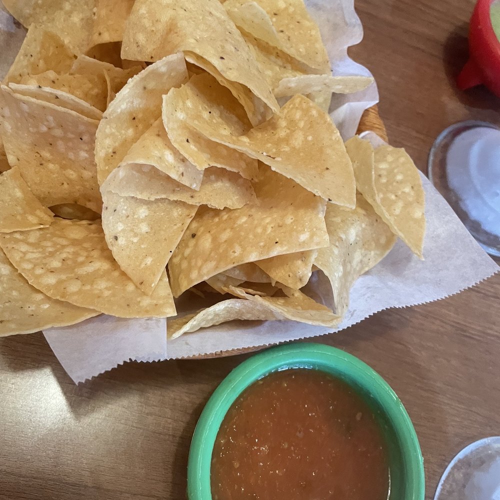 Los Perez Mexican Restaurant - Chips and salsa - Mexican Near Me - Houston, Texas Los Perez Mexican Restaurant - Chips and salsa - Mexican Near Me - Houston, Texas