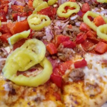Old Chicago Pizza + Taproom - Italt - Pizza Near Me - Jacksonville, North Carolina