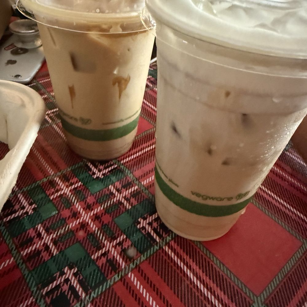 Salty bum & Haleiwa ice house coffees. Salty bum & Haleiwa ice house coffees.
