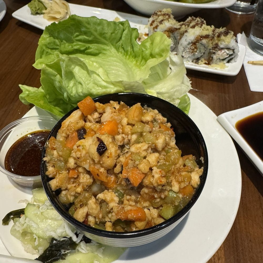 Kona Grill - Dallas - Chicken & Shrimp Lettuce Wraps - Sushi Bars Near Me - Dallas, Texas Kona Grill - Dallas - Chicken & Shrimp Lettuce Wraps - Sushi Bars Near Me - Dallas, Texas