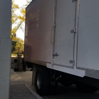 H2H Movers - They're supposed to be great bc they have employees as movers (not PT contractors) and their own fleet. That was not the case for us. - Movers Near Me - Chicago, Illinois