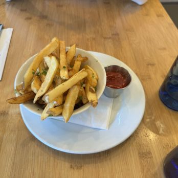 Bloom - Garlic fries - American Near Me - Santa Clara, California Bloom - Garlic fries - American Near Me - Santa Clara, California