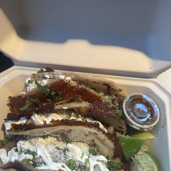 Da Cocinita Magic Tacos - Beef Magic Tacos (3 Tacos) - Food Trucks Near Me - Atlanta, Georgia