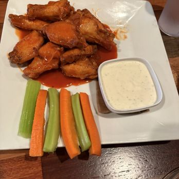 DeVino's Pizza & Pasta - Buffalo wings - Pizza Near Me - Pleasant Hill, California
