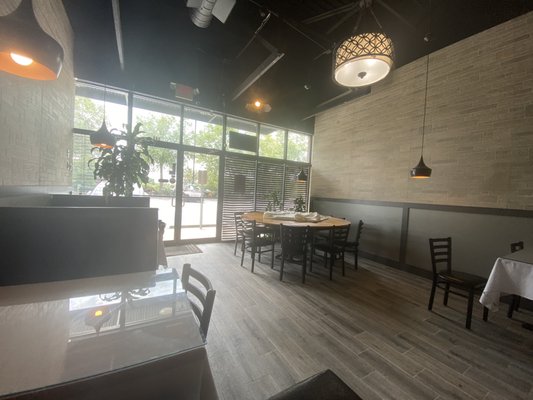 Yan's Cafe by null