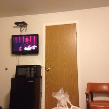 Silver Sage Inn - Tv in the room - Hotels Near Me - Moab, Utah