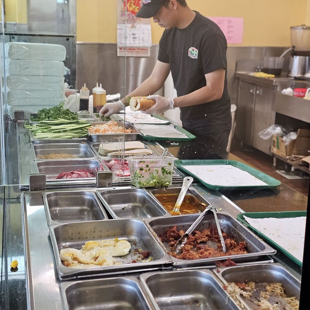 THH Sandwiches - Behind the counter - Vietnamese Near Me - Tustin, California