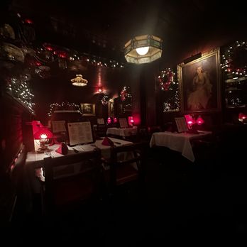 Clearman's Steak 'N Stein - Inside ambiance - Steakhouses Near Me - Pico Rivera, California Clearman's Steak 'N Stein - Inside ambiance - Steakhouses Near Me - Pico Rivera, California