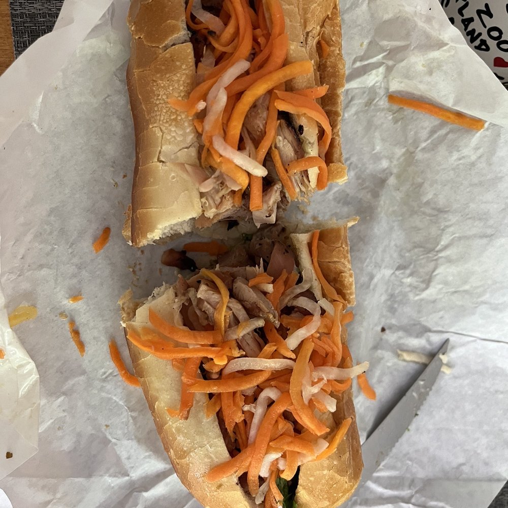 Pho Hien Trang - Grilled Chicken Bahn Mi. Lots of veggies and grilled chicken. - Vietnamese Near Me - Renton, Washington Pho Hien Trang - Grilled Chicken Bahn Mi. Lots of veggies and grilled chicken. - Vietnamese Near Me - Renton, Washington