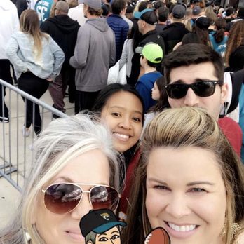 EverBank Stadium - The lines went super fast!! - Stadiums & Arenas Near Me - Jacksonville, Florida
