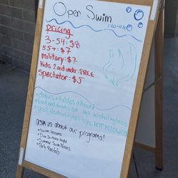 Walter Graham Aquatic Center - Hours and rules.