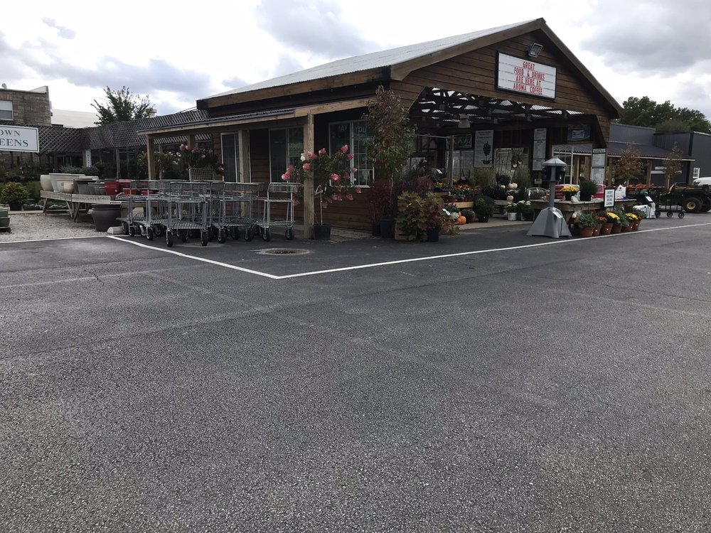 THE GREEN THUMBERS Updated September 2024 21 Photos & 16 Reviews 3030 Brady St, Davenport