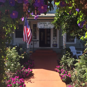 Cherokee Lodge - Hotels Near Me - Coronado, California Cherokee Lodge - Hotels Near Me - Coronado, California
