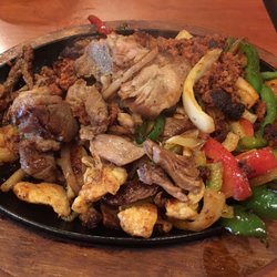 El Ranchero - Best Fajitas EVER!!
