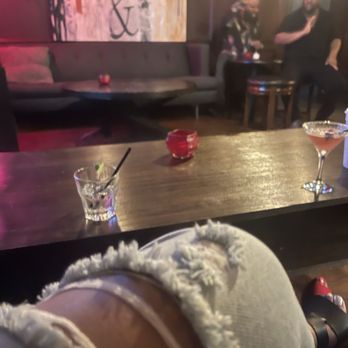 THE ALLEY KAT BAR & LOUNGE - Updated September 2025 - 103 Photos & 151