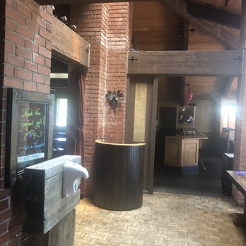The Vineyard Restaurant & Bar - Very nice restaurant - New American Near Me - Madera, California The Vineyard Restaurant & Bar - Very nice restaurant - New American Near Me - Madera, California