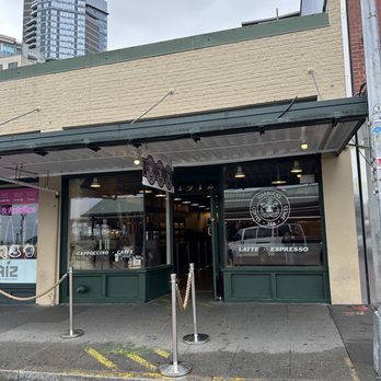 Starbucks - Coffee & Tea Near Me - Seattle, Washington Starbucks - Coffee & Tea Near Me - Seattle, Washington