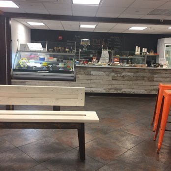 Tonnie's Minis - Store counter - Bakeries Near Me - Newark, New Jersey Tonnie's Minis - Store counter - Bakeries Near Me - Newark, New Jersey