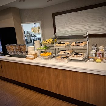 Spring Hill Suites - FREE complimentary breakfast. - Hotels Near Me - Burr Ridge, Illinois Spring Hill Suites - FREE complimentary breakfast. - Hotels Near Me - Burr Ridge, Illinois