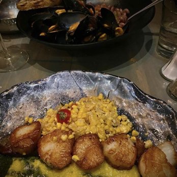Hook & Barrel - Seafood Near Me - Myrtle Beach, South Carolina