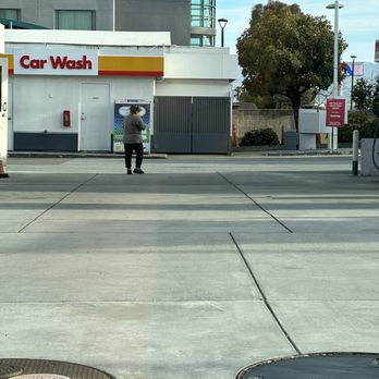 Johnny's Shell - Probably calling the cops - Gas Stations Near Me - South San Francisco, California Johnny's Shell - Probably calling the cops - Gas Stations Near Me - South San Francisco, California