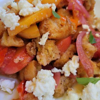 Pizza Capo - Peach panzanella salad - Pizza Near Me - McMinnville, Oregon Pizza Capo - Peach panzanella salad - Pizza Near Me - McMinnville, Oregon
