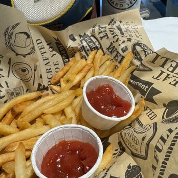 Generation Golf Lounge & Bar - French Fries - Sports Bars Near Me - Arcadia, California Generation Golf Lounge & Bar - French Fries - Sports Bars Near Me - Arcadia, California