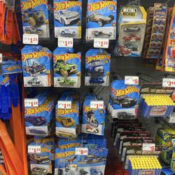 Family Dollar Stores