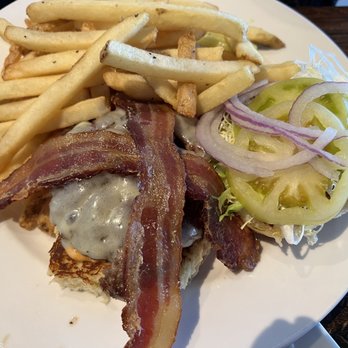 Snake River Brewing - Burger with cheese and bacon, awesome flavor and the fries were hot! - Brewpubs Near Me - Jackson, Wyoming Snake River Brewing - Burger with cheese and bacon, awesome flavor and the fries were hot! - Brewpubs Near Me - Jackson, Wyoming