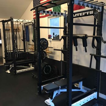 Iron Eagle Strength & Conditioning - Industrial strength power racks at IESC. - Gyms Near Me - Issaquah, Washington Iron Eagle Strength & Conditioning - Industrial strength power racks at IESC. - Gyms Near Me - Issaquah, Washington