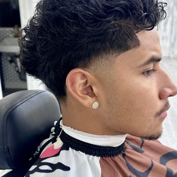 Barber Nellie - Barbers Near Me - Chula Vista, California