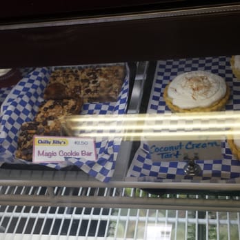 Chilly Jilly'z Bakery & Cafe - Ice Cream & Frozen Yogurt Near Me - Boulder City, Nevada