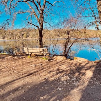 Howarth Park - Lake Ralphene - take a seat and breathe in nature! - Parks Near Me - Santa Rosa, California