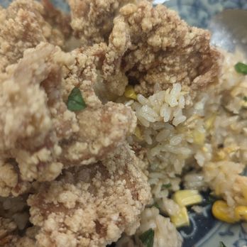Pearl House Restaurant - Popcorn chicken fried rice - Taiwanese Near Me - Vancouver, British Columbia Pearl House Restaurant - Popcorn chicken fried rice - Taiwanese Near Me - Vancouver, British Columbia