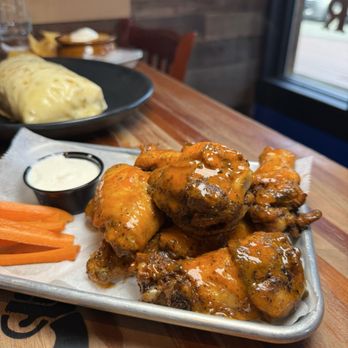Outlaw Saloon - Buffalo wings - Chicken Wings Near Me - Chestnut Ridge, New York Outlaw Saloon - Buffalo wings - Chicken Wings Near Me - Chestnut Ridge, New York