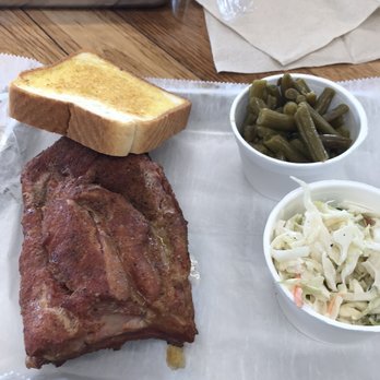 Stateline BBQ - Half Rib Plate. Simple smoked perfectly. Side of Cole slaw lightly dressed and green beans. - Barbeque Near Me - Tallapoosa, Georgia