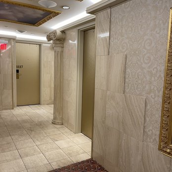 Fantasyland Hotel - Hotels Near Me - Edmonton, Alberta