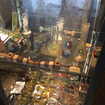 Weedbucks dispensary - Functional glass art - Cannabis Dispensaries Near Me - Medford, Oregon