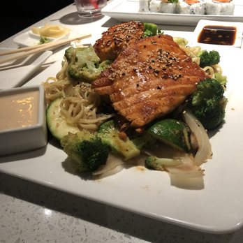 Addison Sushi 469 - Salmon and noodles - Sushi Bars Near Me - Addison, Texas